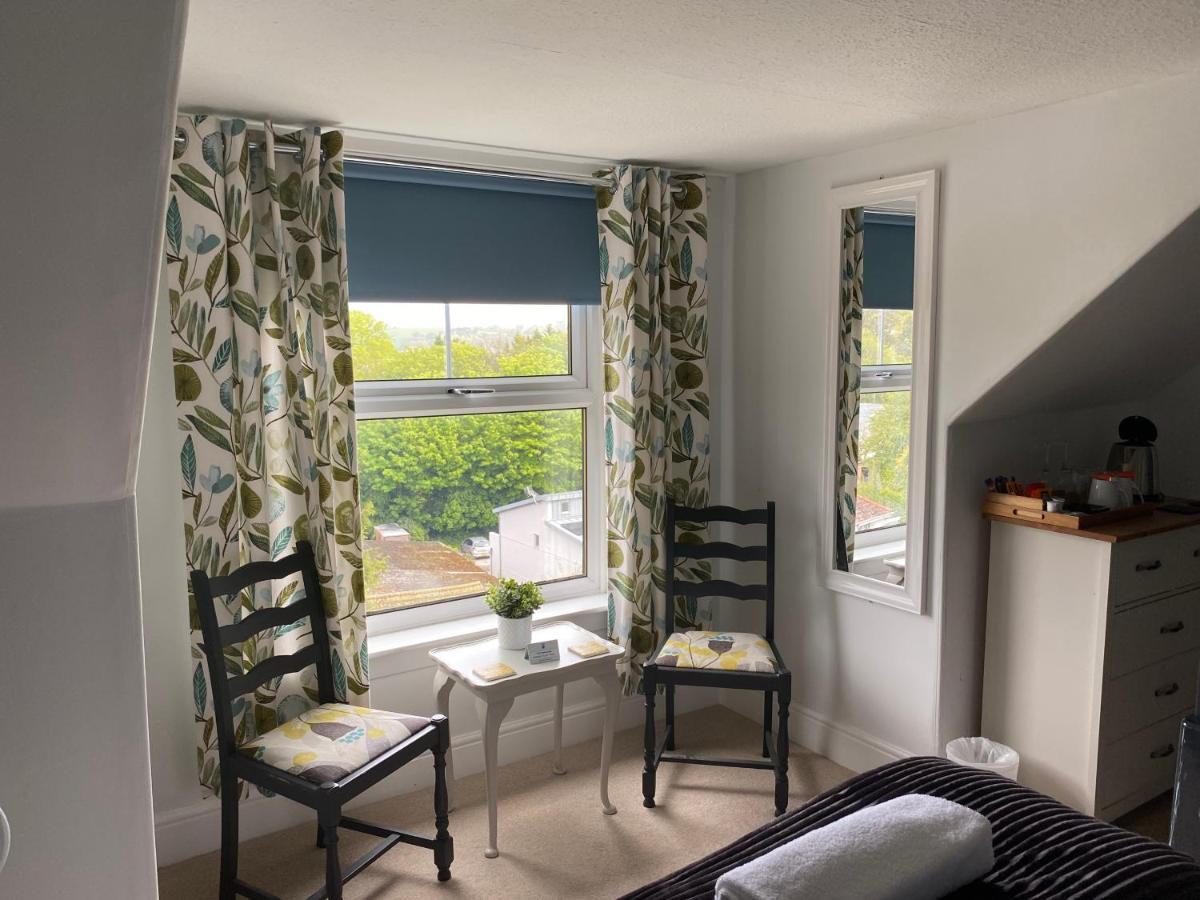Camelot Guest House Falmouth Buitenkant foto