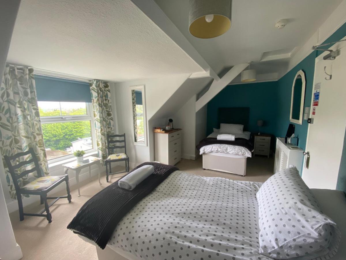 Camelot Guest House Falmouth Buitenkant foto