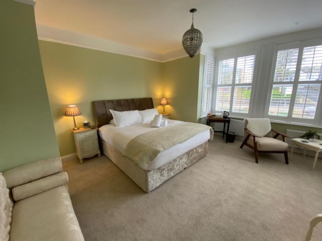 Camelot Guest House Falmouth Buitenkant foto