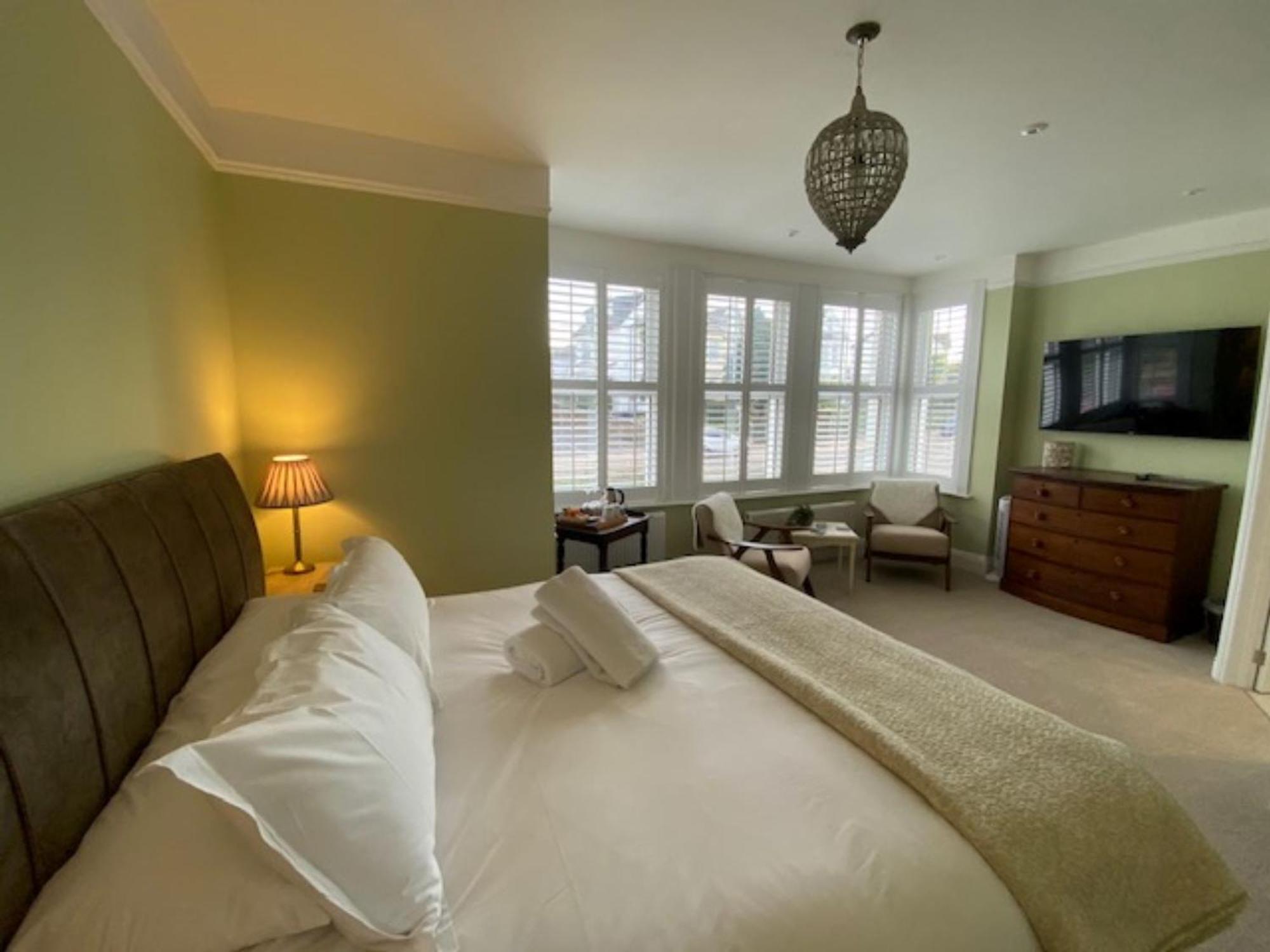 Camelot Guest House Falmouth Buitenkant foto